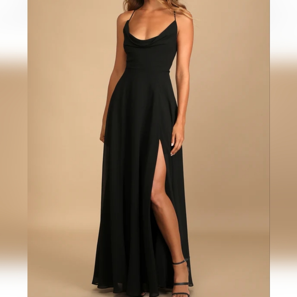 Lulu's Lace up Maxi Dress X-SMALL